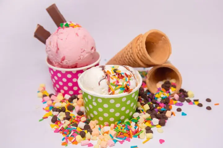 Illustrative article feature photo (free stock, not official brand photography)
